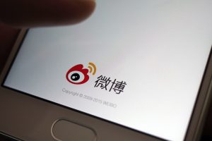 服务器宕机原因及解决办法 (服务器宕机:常见原因及应对策略)-偌夕博客