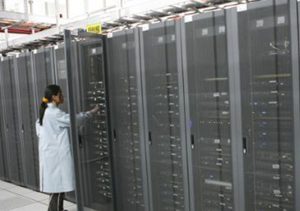 服务器托管费用计入什么科目 (服务器托管费:选择合适的计费方式和服务商)-偌夕博客