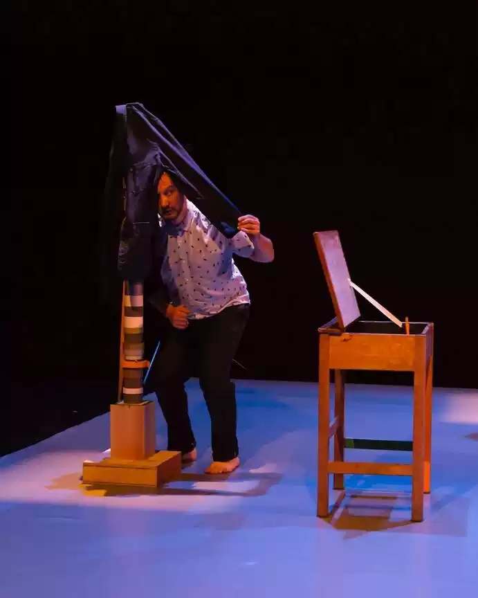 探索外国空间的电影