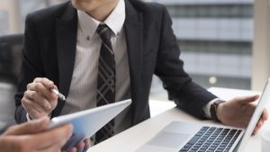 如何将域名成功转入您的账户 (怎样将域名转换为ip地址)-偌夕博客